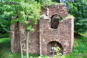 Fulštjen Castle Ruin
