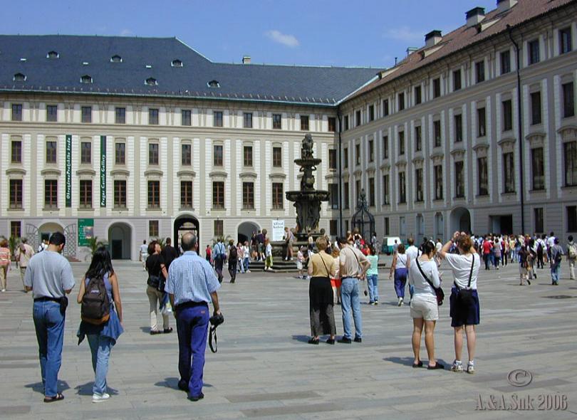Pražský hrad II. nádvoří