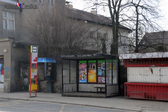Autobusová zastávka Řeporyjské náměstí - 