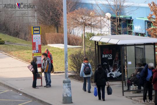 Autobusová zastávka Luka - 