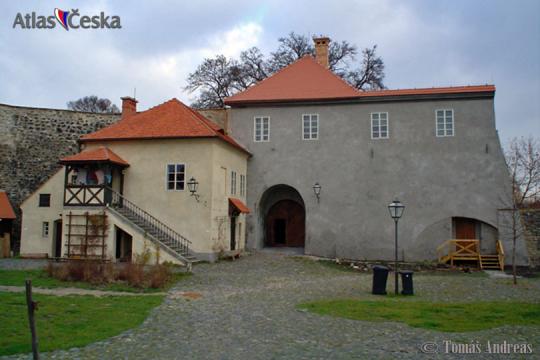Zřícenina hradu Lipý - 