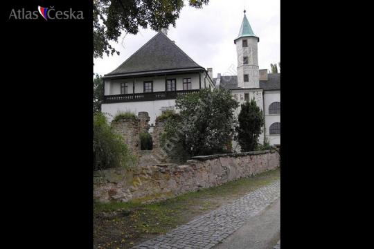 Zámek Přerov nad Labem - 