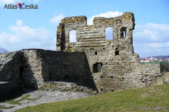 Zřícenina hradu Borotín - 