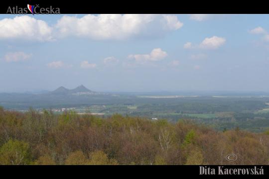 Rozhledna Vrátenská hora u Mšena - 