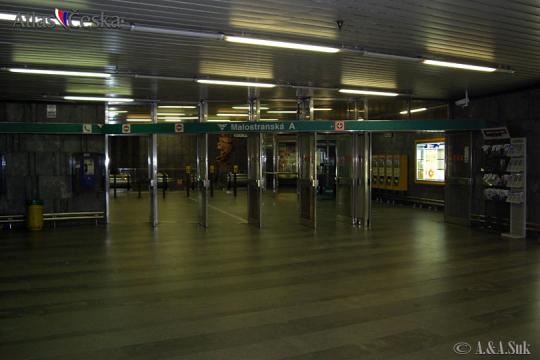 Stanice metra Malostranská - 