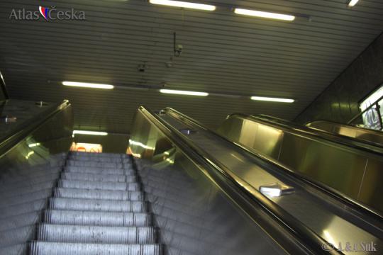 Stanice metra Malostranská - 