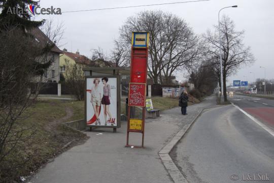 Autobusová zastávka Dědina - 