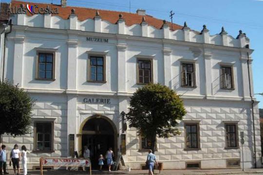 Městské muzeum a Galerie Knížecí dům v Moravském Krumlově - 
