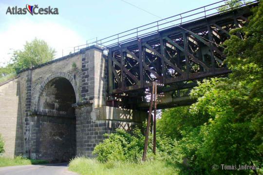 Železniční viadukt v Železné - 