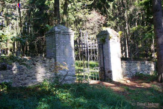 Židovský hřbitov Loučim - 
