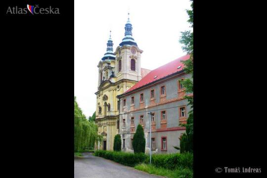 Augustiniánský klášter Dolní Ročov - 