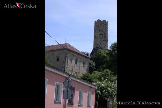 Zřícenina hradu Skalka u Vlastislavi - 