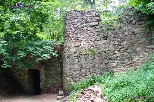 Fulštjen Castle Ruin - 