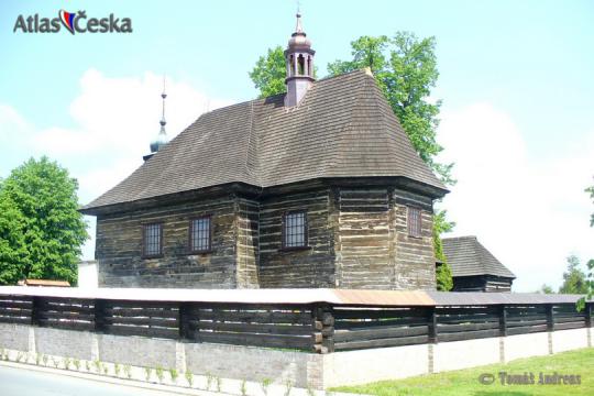 Dřevěný kostel sv. Mikuláše - Veliny - 