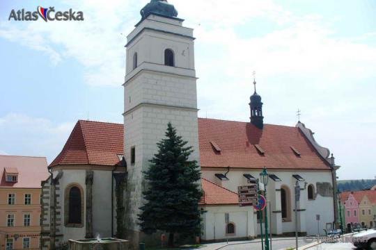 Kostel sv. Petra a Pavla - Horšovský Týn - 