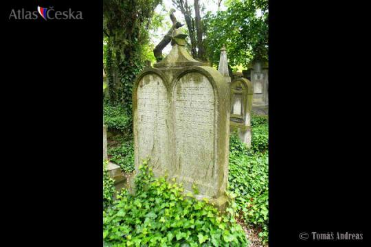 Jewish Cemetery in Kladno - 