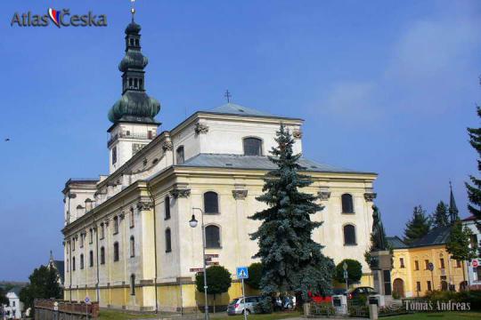 Kostel Nanebevzetí Panny Marie - Polná - 