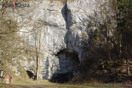 Jeskyně Býčí skála - 