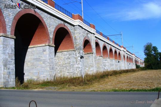 Železniční viadukt Jezernice - 
