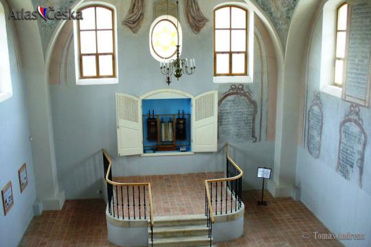 Synagoga Úsov - 