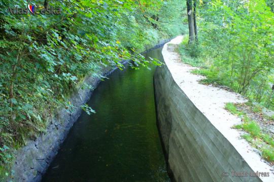 Weisshuhnův kanál u Hradce nad Moravicí - 
