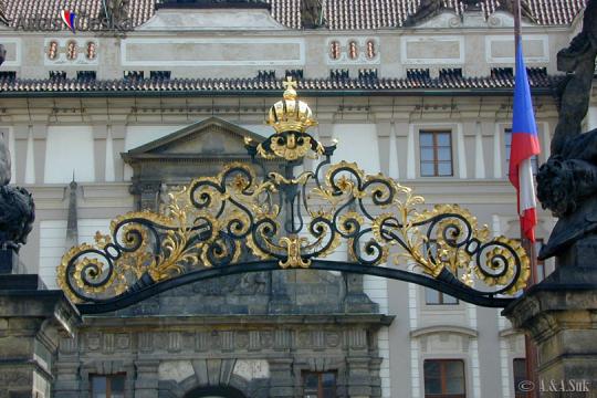 Brána Pražského hradu - hlavní - 