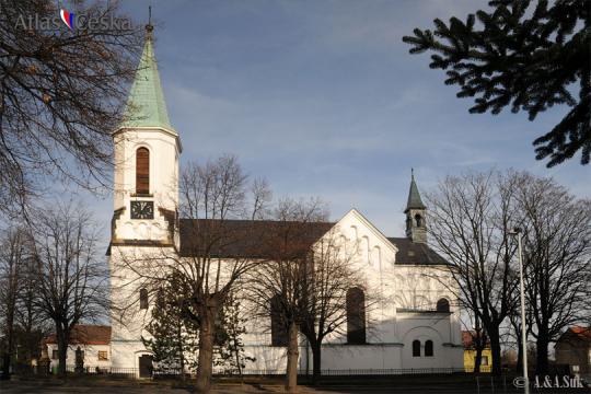 Hodiny kostela sv. Remigiuse v Čakovicích - 